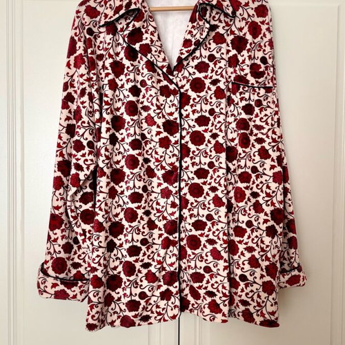 Karavan velvet shirt like new with floral pattern, One Size