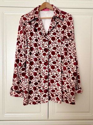 Karavan velvet shirt like new with floral pattern, One Size