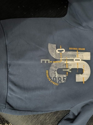 Boys' sweatshirt size 12