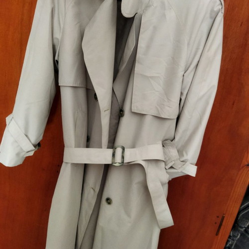 Women's trench coat used light gray, lined, medium size