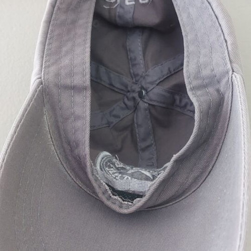 Converse Grey Jockey Cap like new, adjustable cotton baseball style