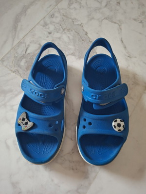 Crocs J13 sandals like new, size 30-31, blue