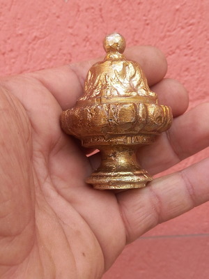 Aluminum finial used, with thread, 7 cm height