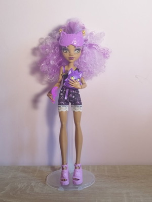 Clawdeen Wolf Monster High Buried Secrets Cozy Creepover doll like new