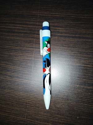 Silvester 1998 Warmer Bros. pen like new with Sylvester design