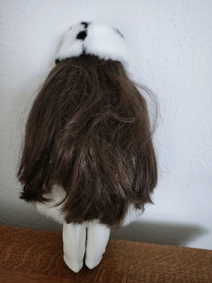 Bella doll used 32cm