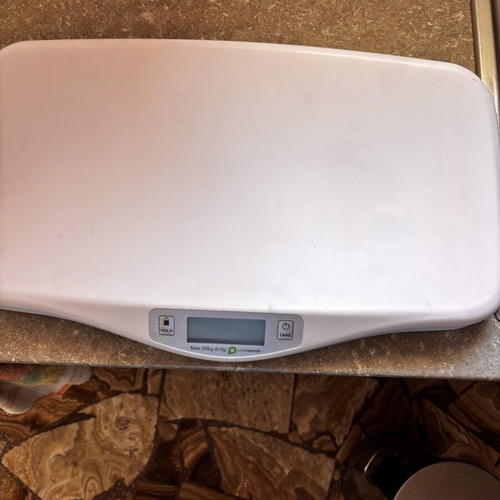 Baby scale up to 20 kg like new