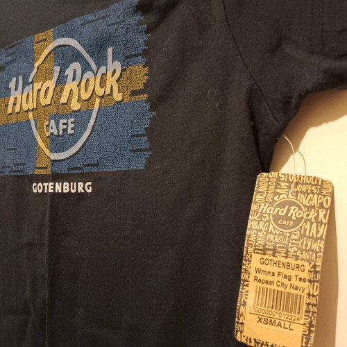 Hard Rock Cafe Sweden XS T-shirt brand new