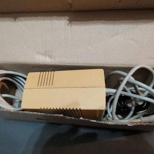 Commodore 128 like new in excellent working condition