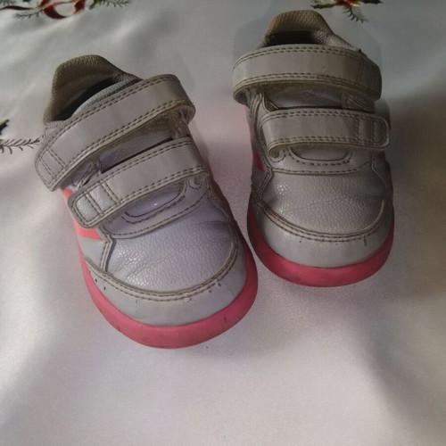 Adidas baby shoes used, size 21