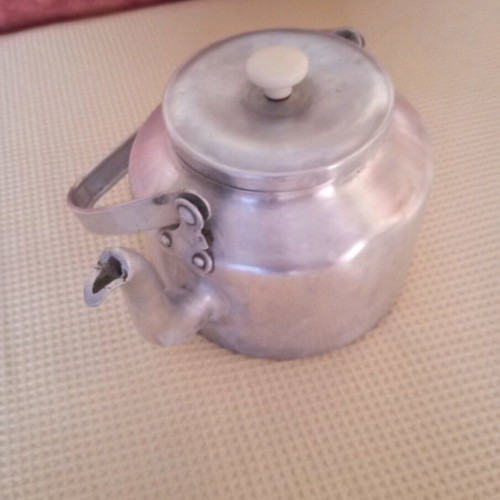 Aluminum kettle teapot used from 60-70s era