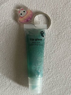 Flying Tiger Lip Gloss new, apple fragrance