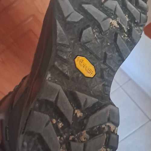 Alpina tactical boots size 43 like new with sympatex and Vibram sole