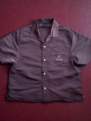 Jordan SS23 A Ma Maniere Warm Up mahogany shirt like new, size M