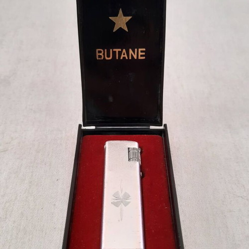 Kingstar vintage lighter used, made in Korea