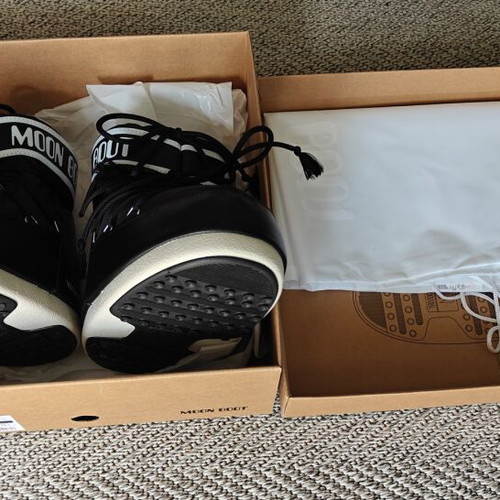 Moon Boot Icon Low Nylon Black Snow Boots New