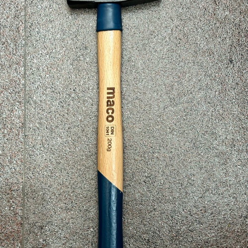 Hammer 200gr with wooden ergonomic handle by MACO new