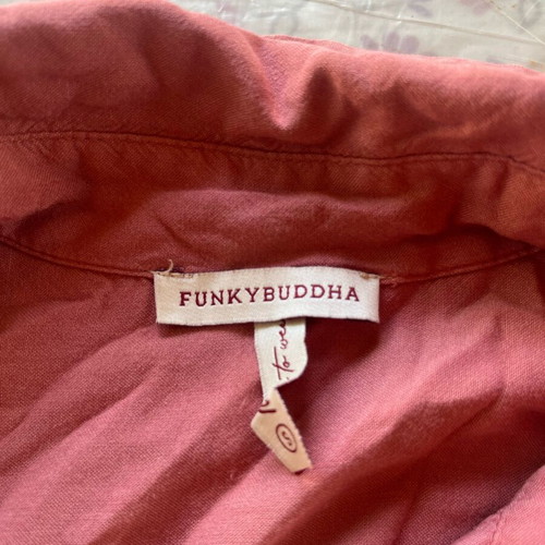 Women's clothing like new unworn