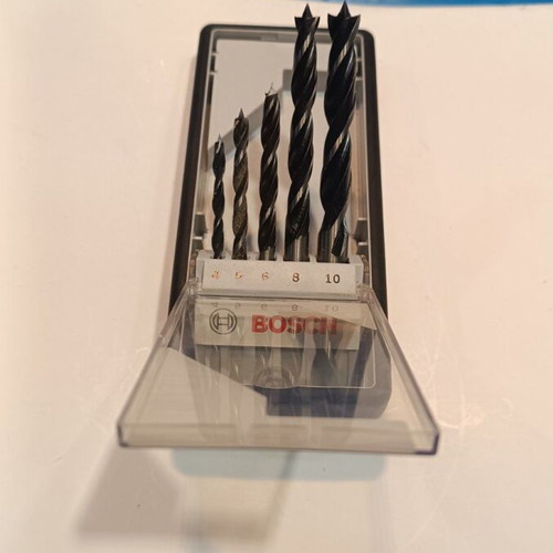 Bosch Robust Line set of 5 wood drill bits new
