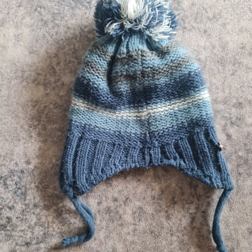 Kitti baby hat used, blue
