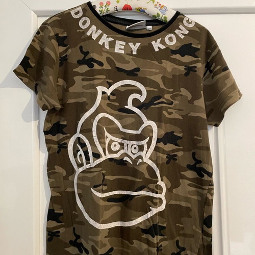 Super Mario vintage Donkey Kong t-shirt used, camo, age 10-11