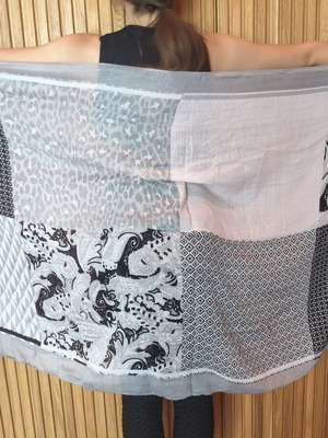 Scarf used, soft, white and gray