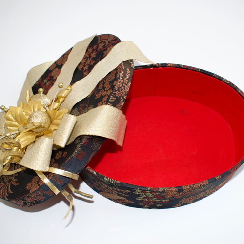 Silk fabric luxury box like new for gift or storage