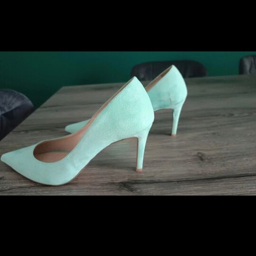 Pumps like new, size 38, worn two or three times