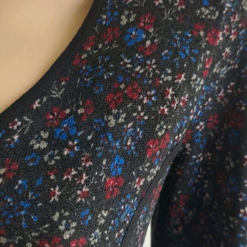 Attrattivo A-line dress like new, colorful size Medium