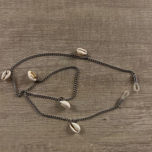 Glasses chain like new, silver with shells