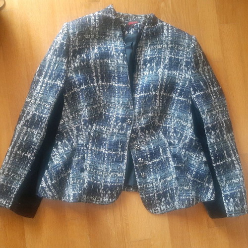 Mia jacket like new with velvet sides, black and blue