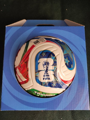 Adidas Mundial 2026 Collectible Handball Size Ball new, official replica