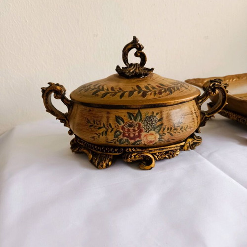 Ceramic set fondue pot and ashtray like new