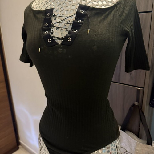 Caramela khaki bodysuit like new with neckline ties, size S