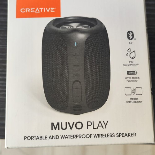 Creative Muvo Play portable Bluetooth speaker, black