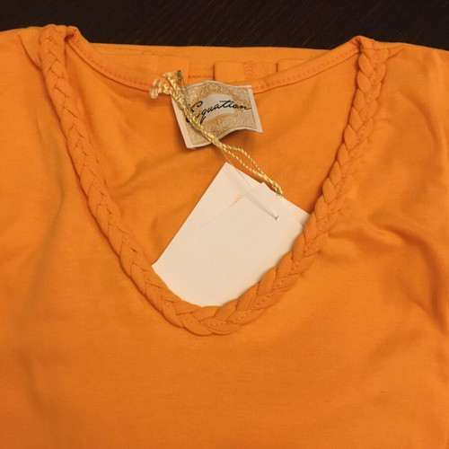 Women's short-sleeve blouse size M with nice collar new
