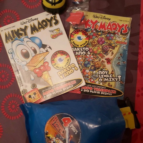 Mickey Mouse The Starship McDuck 2 issues like new