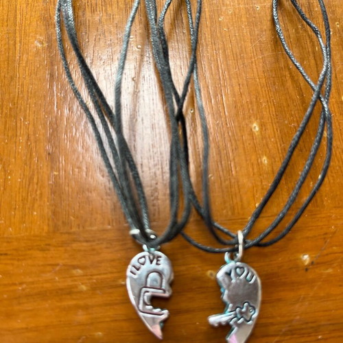 Set of 2 necklaces with split heart «I love you» like new