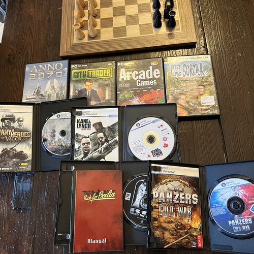 PC games pack of 8 used, strategy, action, simulation