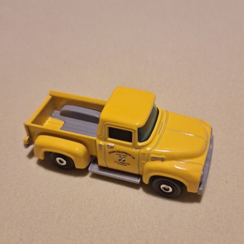 Matchbox 2018 1956 Ford Pickup toy car like new