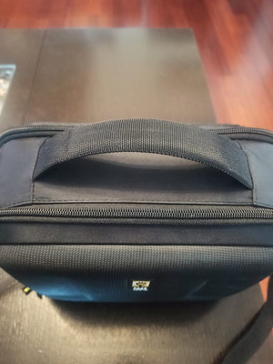 Case Logic shoulder bag like new, black