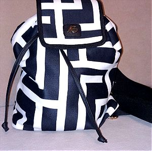 Γυναικεία τσάντα πλάτης με μοτίβο μαιάνδρου Ari Gorgio