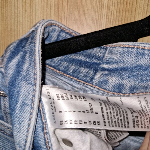 American Eagle flared jeans with rips like new, size L