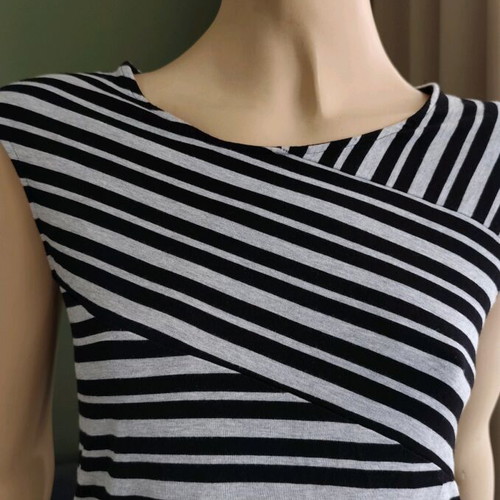 H&M Elastic Dress Medium Used Black and Gray