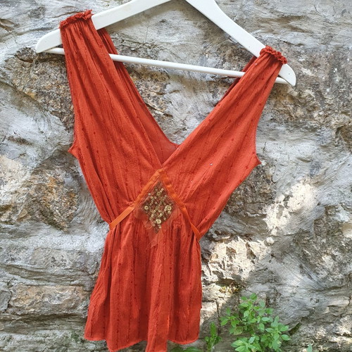Te Quiero Orange Sequin Top size S used