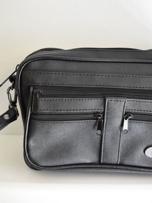 Τσαντάκι ανδρικό δερματίνη Νο2 αχρησιμοποίητο με θήκες