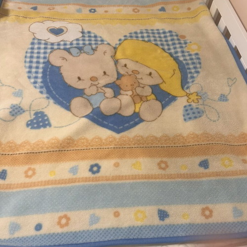 Children's blanket used, 1 meter by 1.25