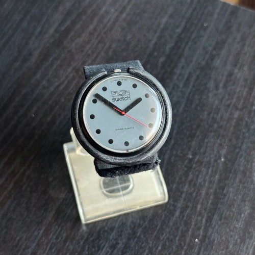 Pop Swatch Black Dots BB103 watch 1987 Swiss made used