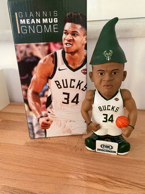 Μινιατούρα Φιγούρα Giannis Antetokounmpo Milwaukee Bucks MVP 2021 Greek Freak συλλεκτική έκδοση καινούργια
