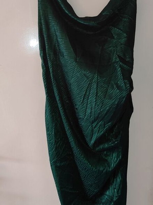 Green long dress XL new with zipper and open back